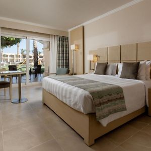 Superior Room Garden View